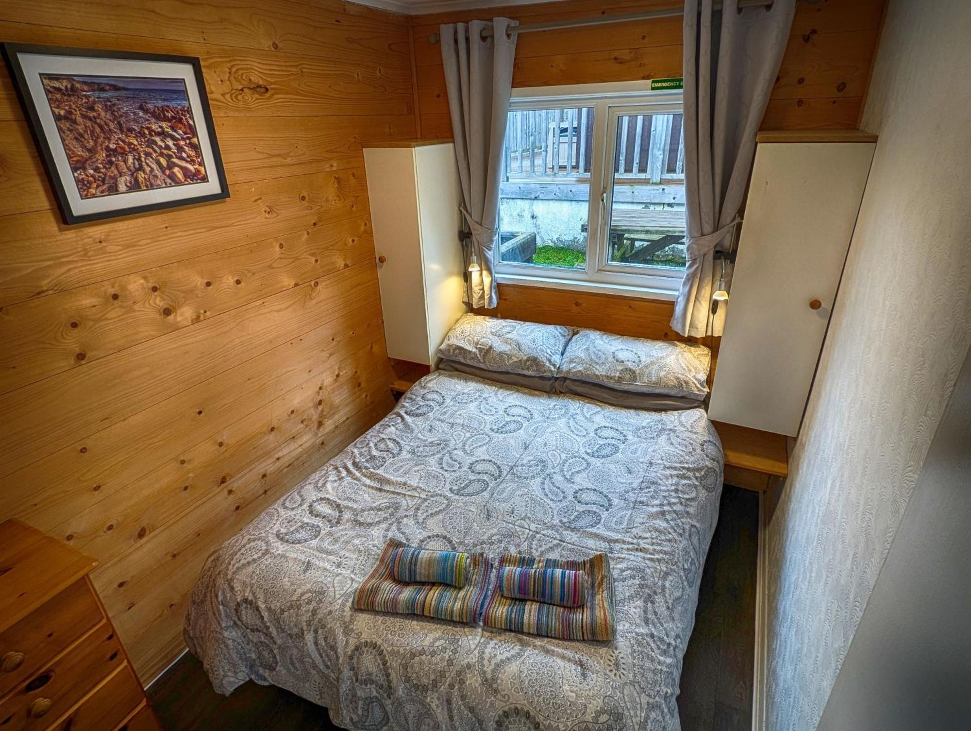 Caswell Beach Chalet 70 Located In Gower Peninsula Swansea Zewnętrze zdjęcie